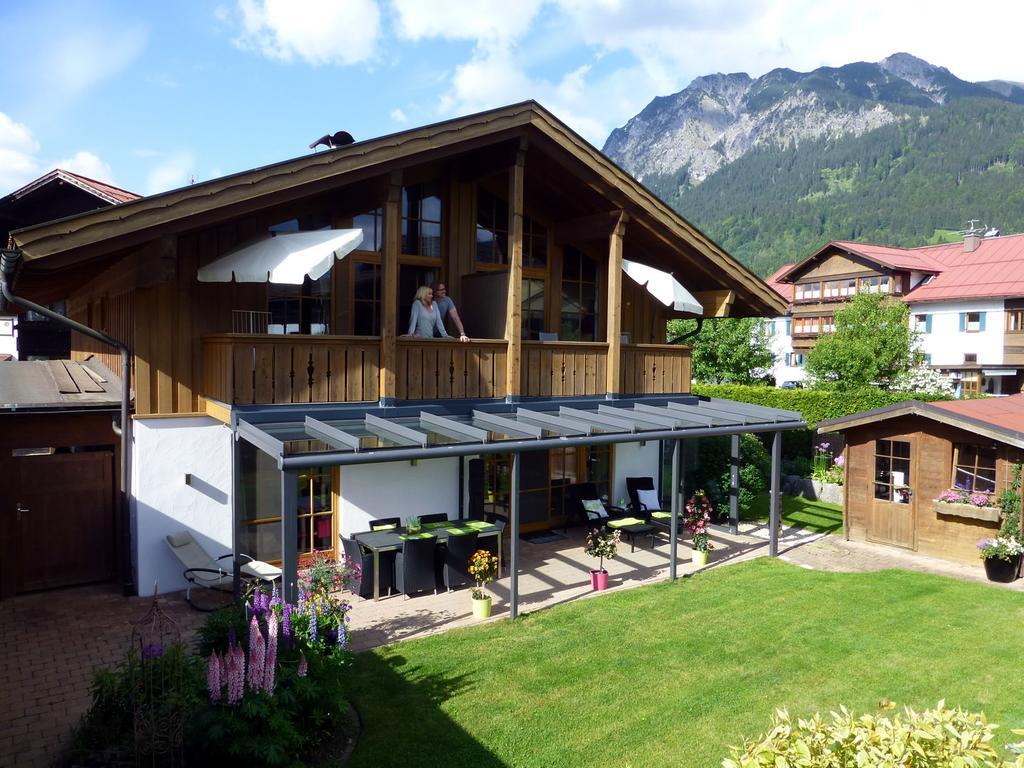 Engels Landhaus Oberstdorf Szoba fotó